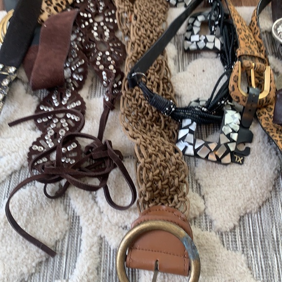Assorted XL belts - Picture 2 of 13